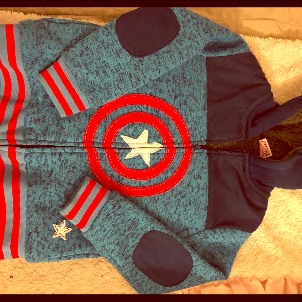 CAPTAIN AMERICA *warm* Hooded Sweatshirt